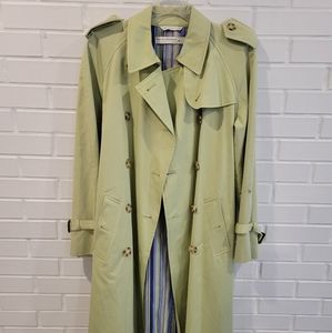 Perry Ellis vintage Green raincoat size 4 woman's beautiful rare retro coat